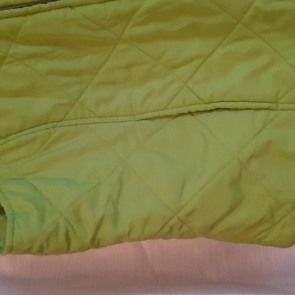 SB Active Bright Green Puffer Vest  *BOGO* - Picture 2 of 4